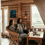 Chalet Romantic At Loghouse Vaeiketeemaja