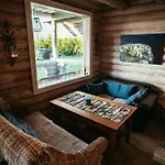 Romantic At Loghouse Vaeiketeemaja