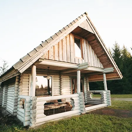 Romantic At Loghouse Vaeiketeemaja Chalet *