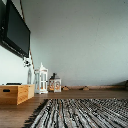 Romantic At Loghouse Vaeiketeemaja Chalet