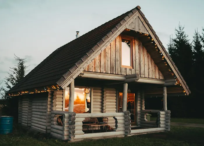 Romantic At Loghouse Vaeiketeemaja Chalet Uksnurme