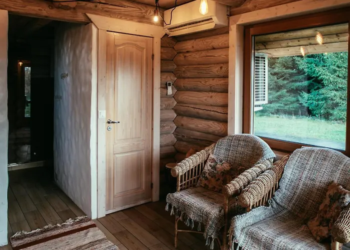 Romantic At Loghouse Vaeiketeemaja *