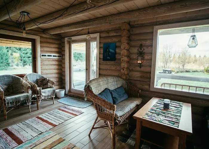 Chalet Romantic At Loghouse Vaeiketeemaja *