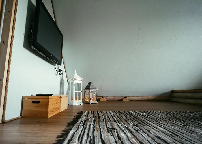 Romantic At Loghouse Vaeiketeemaja Chalet