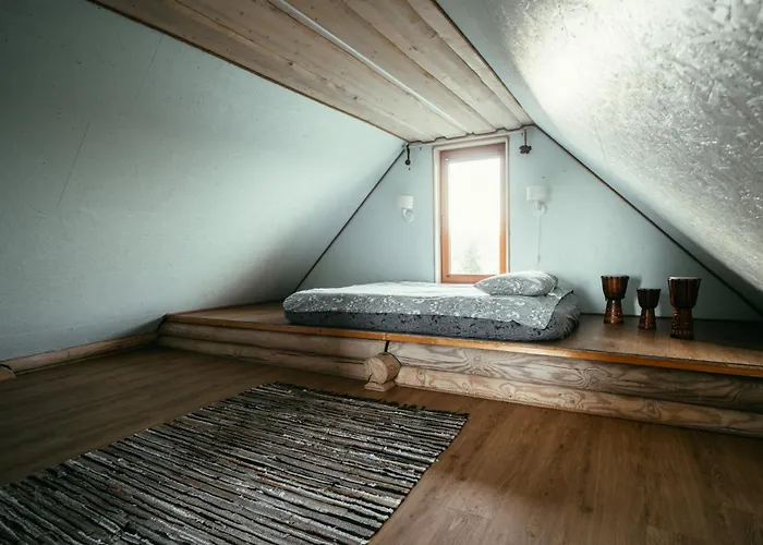 Chalet Romantic At Loghouse Vaeiketeemaja