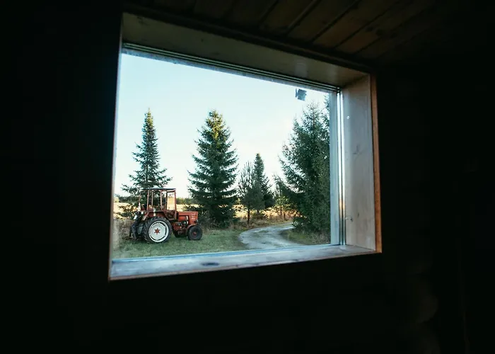 Romantic At Loghouse Vaeiketeemaja Uksnurme