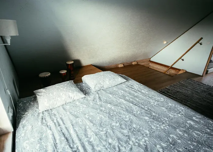 Chalet Romantic At Loghouse Vaeiketeemaja Uksnurme