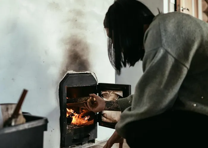 Romantic At Loghouse Vaeiketeemaja Chalet Uksnurme